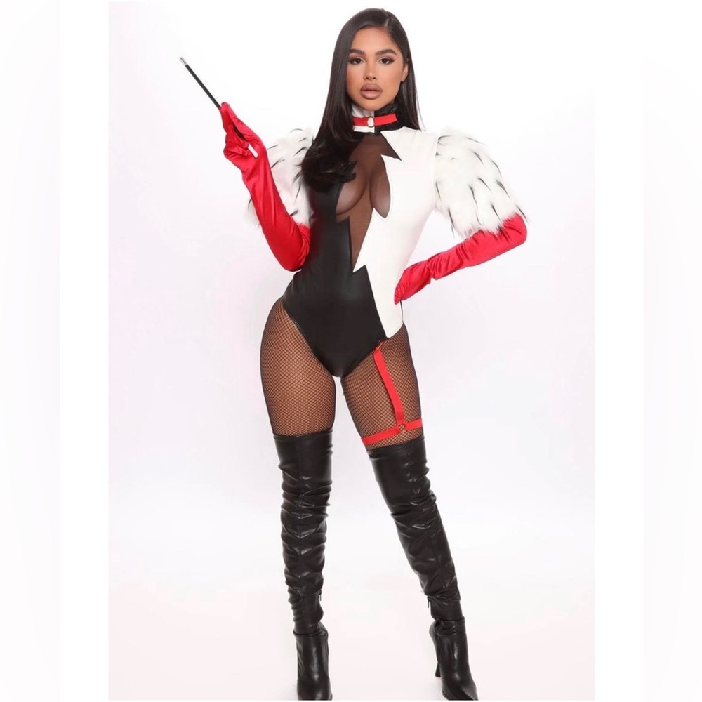 Cruella Deville Halloween Costume
